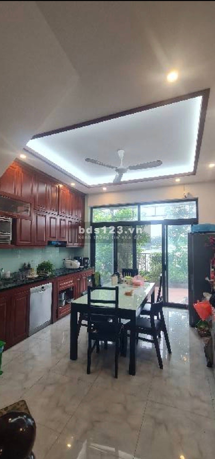 Bán nhà phố Tam Trinh, DT gần 70 m2 x 5 T nhà đẹp ở luôn