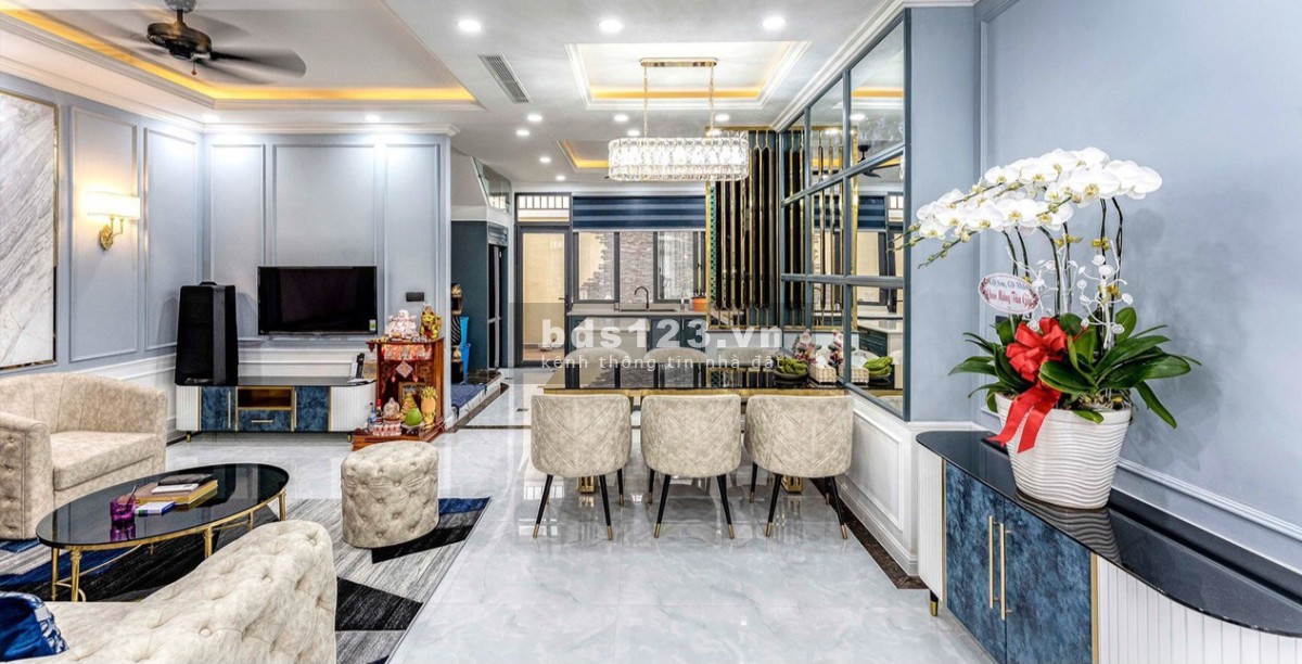 Cần bán biệt thự VEROSA PARK, DT 6x16m 1 trệt 3 lầu, 4PN Full nội thất cao cấp, chỉ 13.5 tỷ đã có sổ