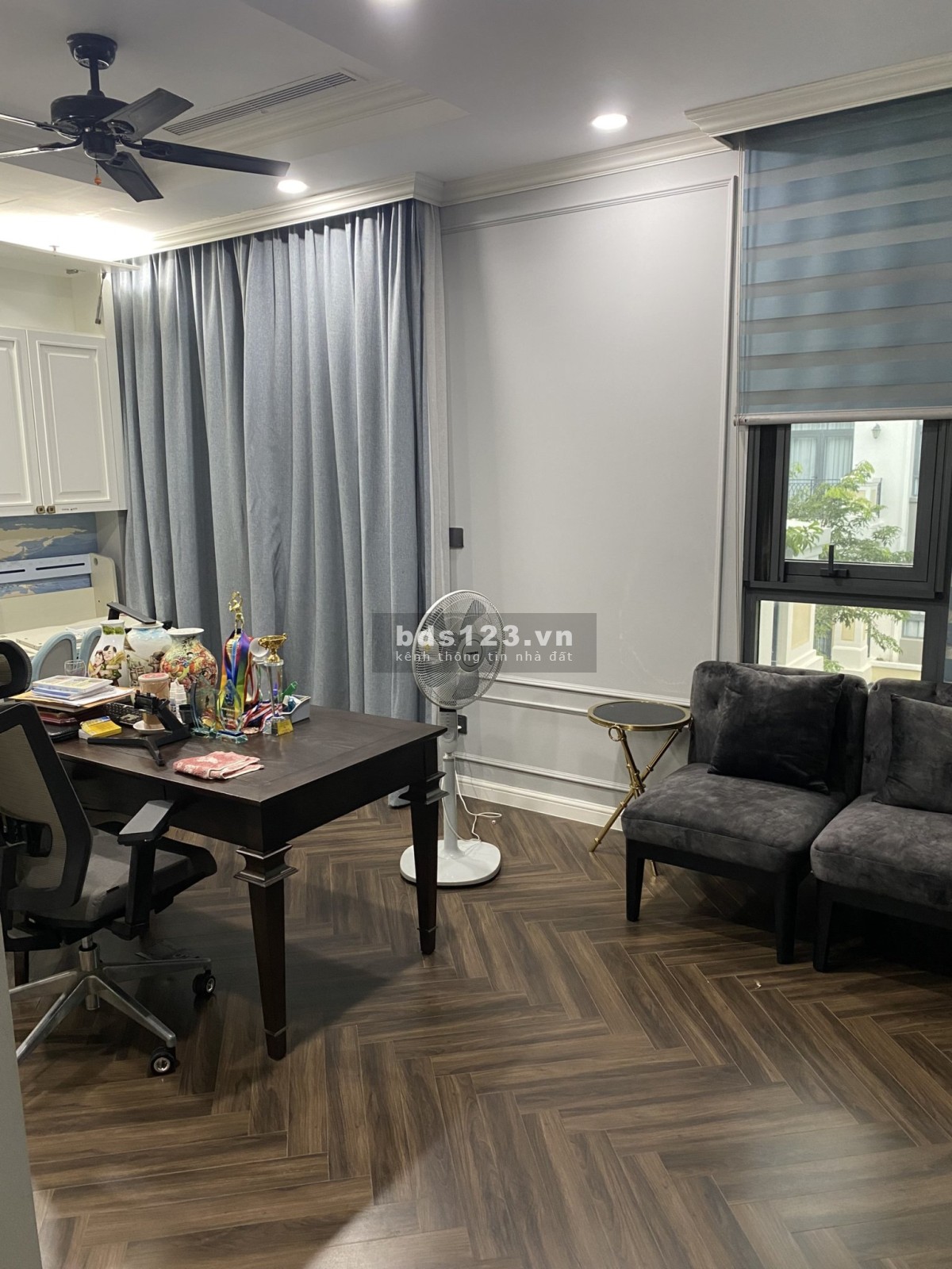 Cần bán biệt thự VEROSA PARK, DT 6x16m 1 trệt 3 lầu, 4PN Full nội thất cao cấp, chỉ 13.5 tỷ đã có sổ