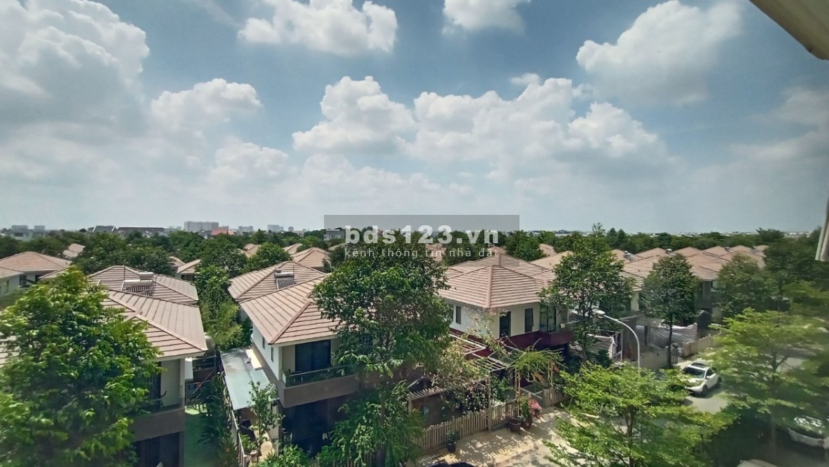 Căn hộ Flora Fuji, DT 55m² 1+1PN có nội thất cơ bản, đã có sổ hồng, giá 1 tỷ 830 LH:0388668882