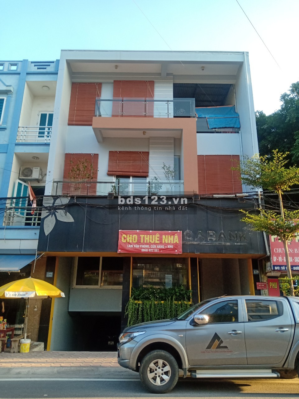 Cho thuê văn phòng mặt phố Văn Giang, Hưng Yên.