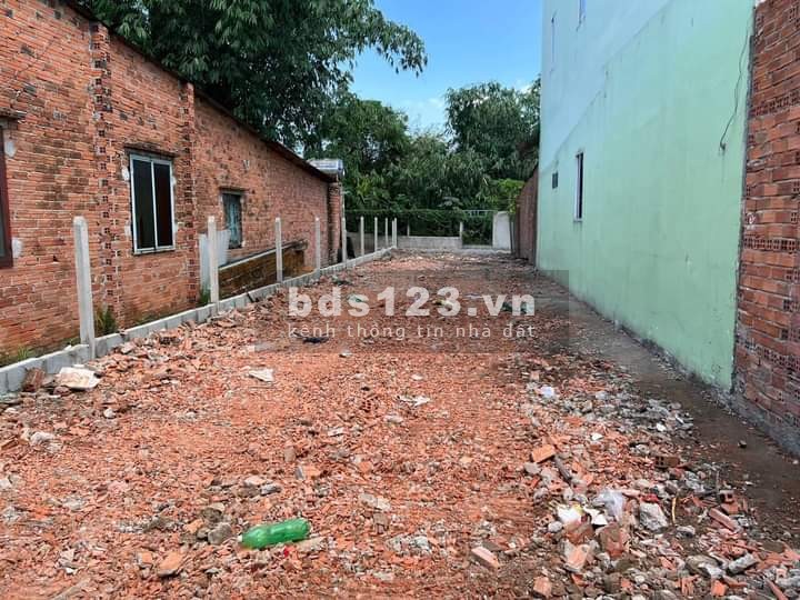Cắt lỗ 200 triệu lô đất thổ 263m² chỉ còn 610 triệu SHR đường Cao Thị Bèo, Phước Hiệp, Củ Chi.