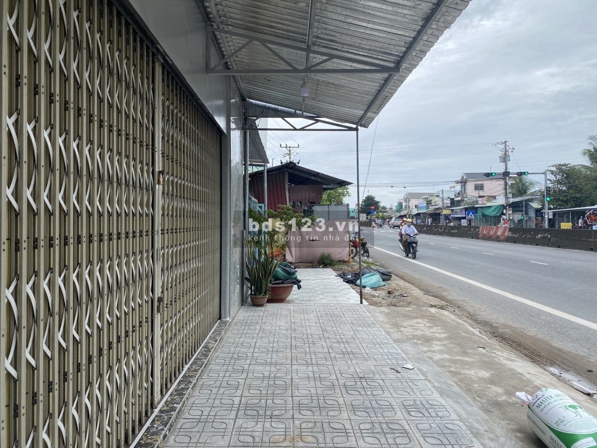Chính chủ cho thuê mặt bằng 50m2 mặt tiền quốc lộ 1a ở Bình Phú, Cai Lậy, Tiền Giang