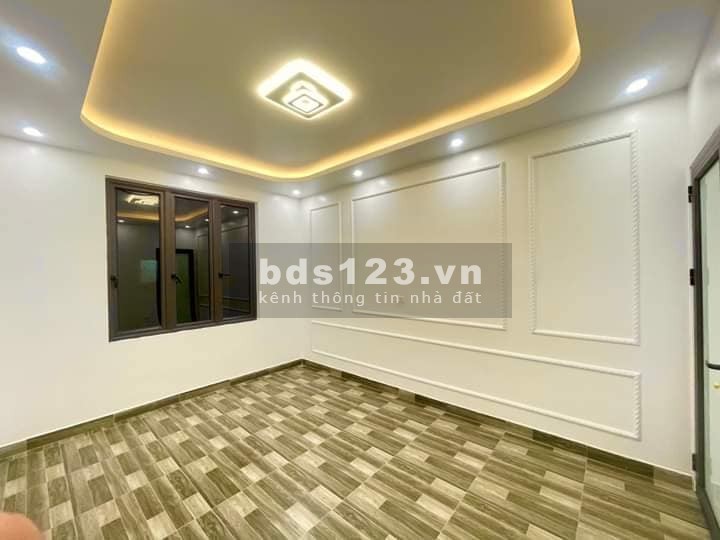 Bán nhà Mỹ Đình, Cầu Diễn DT 42m² x 5 tầng, 1 nhà ra phố ô tô tránh, nhỉnh giá 4 tỷ