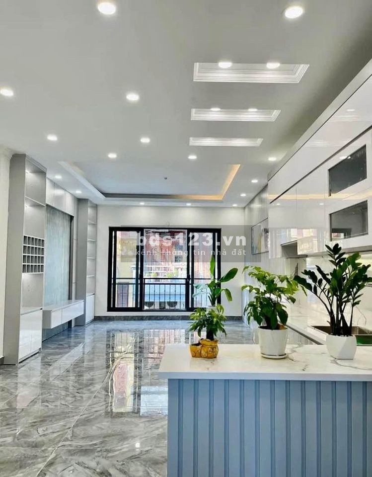 Bán nhà Mỹ Đình, Cầu Diễn DT 42m² x 5 tầng, 1 nhà ra phố ô tô tránh, nhỉnh giá 4 tỷ