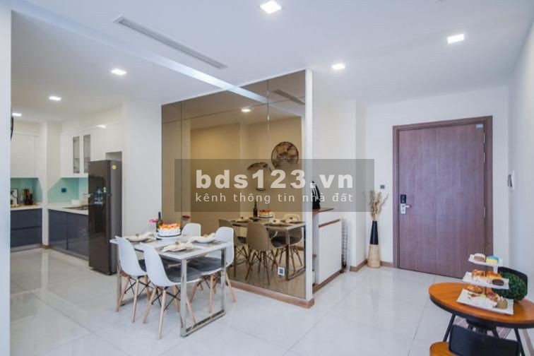 English below - Cần bán 2PN2WC (82m2) Vinhomes Central Park giá 6,99 tỷ bao phí - không với giá ảo.
