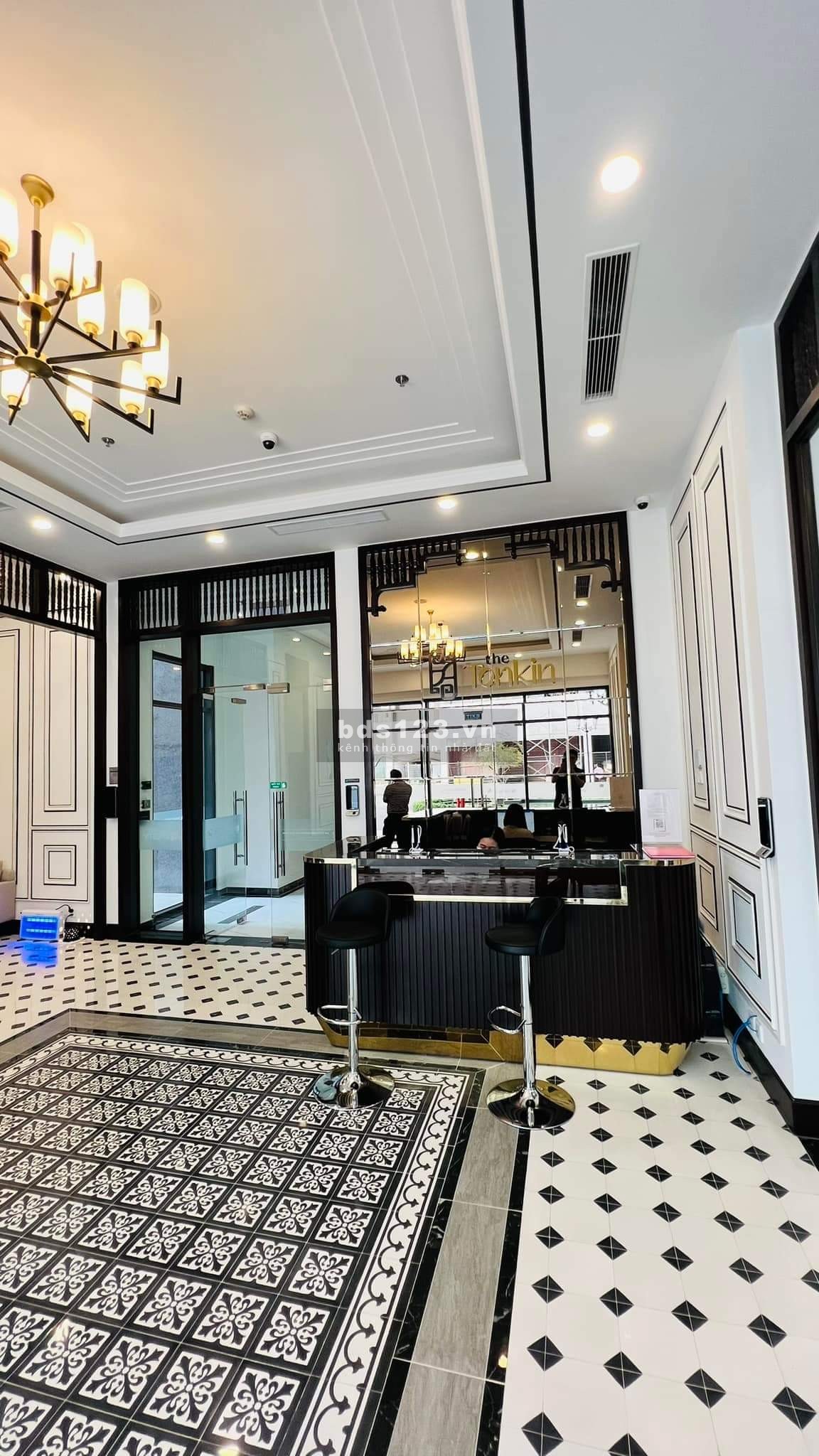 Bán Nhanh Căn 2N2 bên Tonkin 1 - Tầng Trung - View Bể bơi - Giá chỉ 3,4 tỷ - xem nhà thực tế