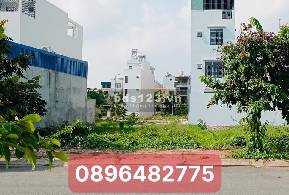 Cần bán lô đất 81m2 /1ty550 trong KDC hiện hữu Q12 gần Trường Chinh SHR -XDTD