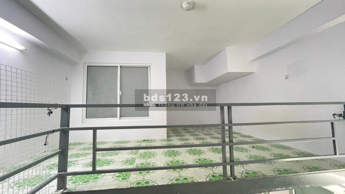 Căn hộ gác xếp đầy đủ tiện nghi. Dọn vào ở ngay