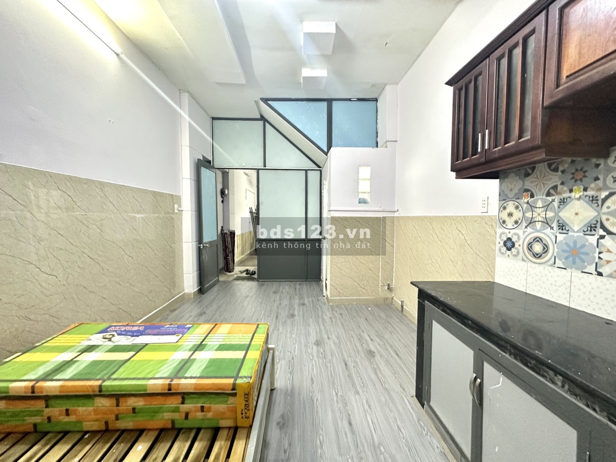 Khai trương phòng trọ full nội thất hẻm 176 Nguyễn Thị Thập, phường Bình Thuận, quận 7.