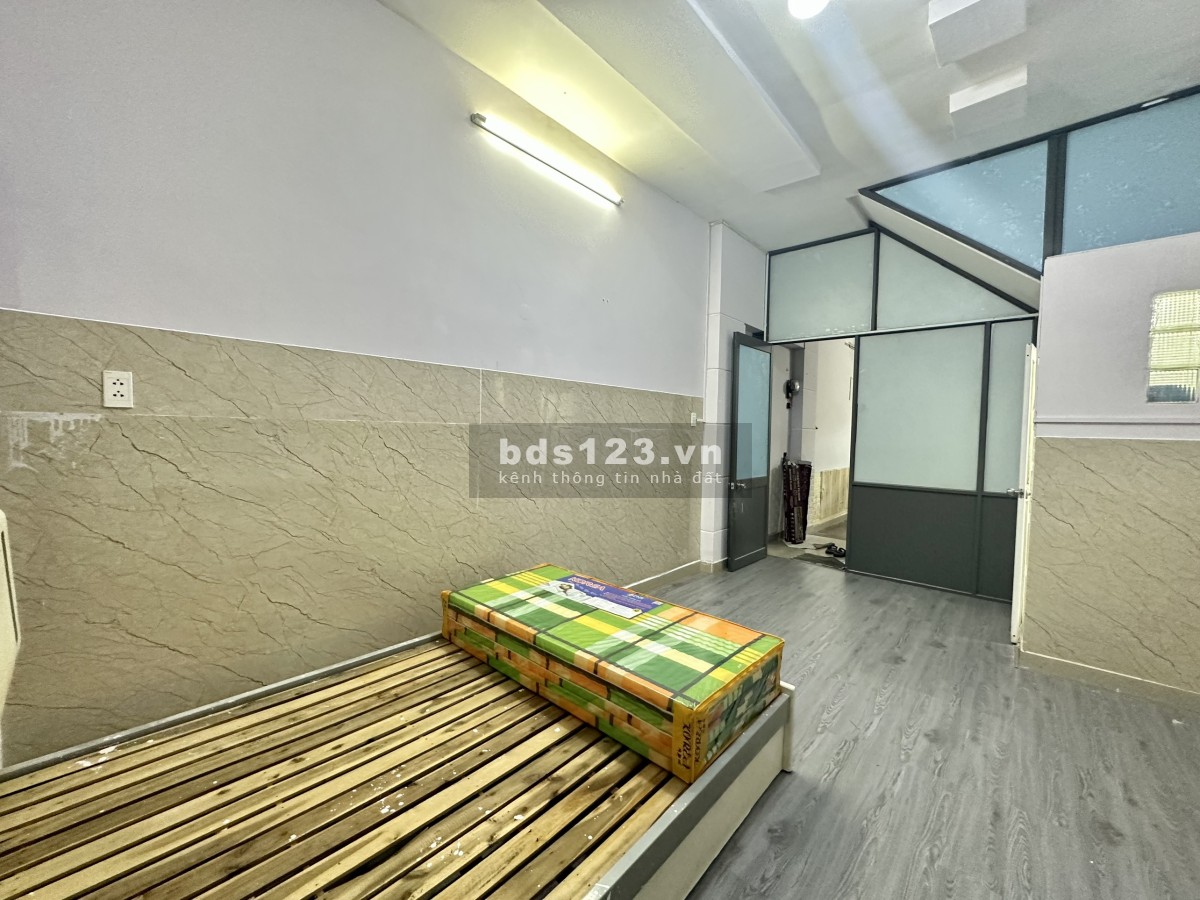 Khai trương phòng trọ full nội thất hẻm 176 Nguyễn Thị Thập, phường Bình Thuận, quận 7.