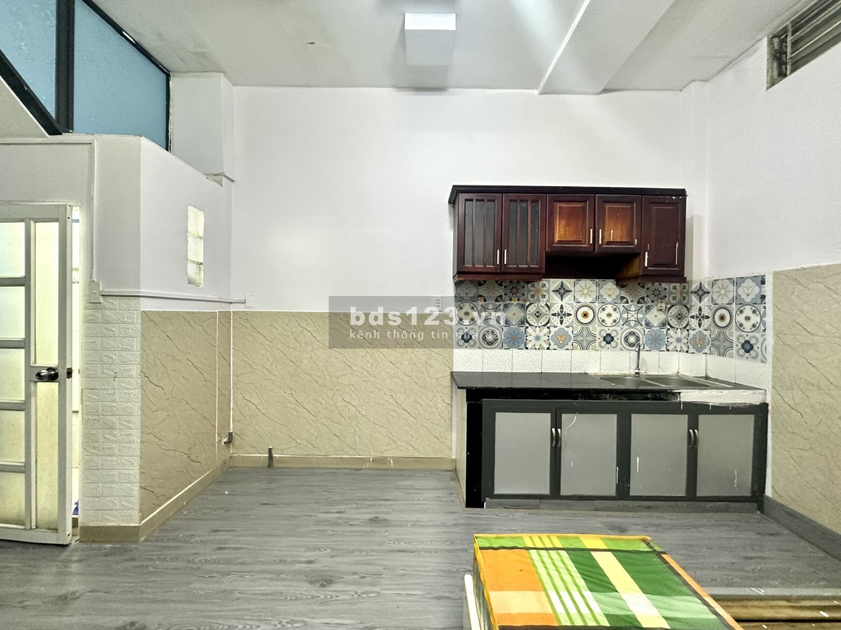 Khai trương phòng trọ full nội thất hẻm 176 Nguyễn Thị Thập, phường Bình Thuận, quận 7.