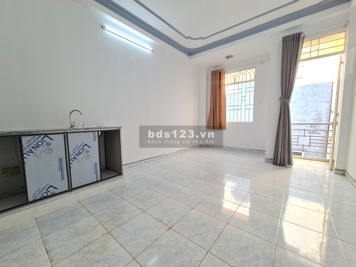 Loại căn 1PN 1PK hoặc làm 2PN — khu bếp rộng (dt 50m2)