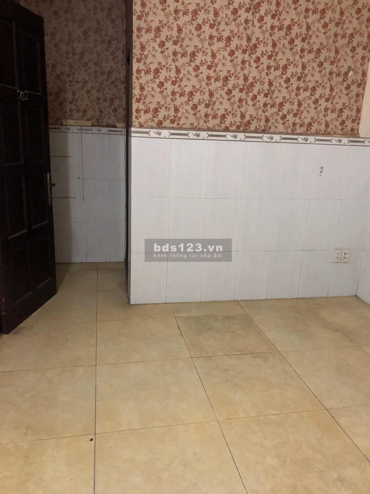 Mặt bằng lớn 100m2, Mặt Tiền đường lớn đông đúc, gần chợ Tân Hương, AEON MALL Tân Phú