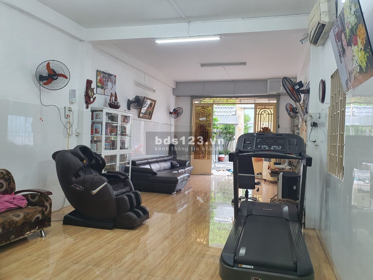 Bán Nhà DT 298m2, Đường Phan Văn Hớn Chợ Bà Điểm Hóc Môn, Giá Nhỉnh 9Tỷ.