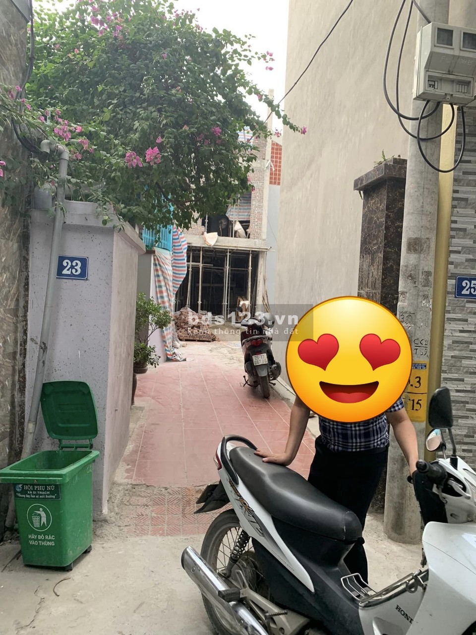 Cực hiếm! Bán đất Di Trạch diện tích 32.3m2, lô đất vuông, giá đẹp chỉ 1 tỷ 550 LH 0981349387