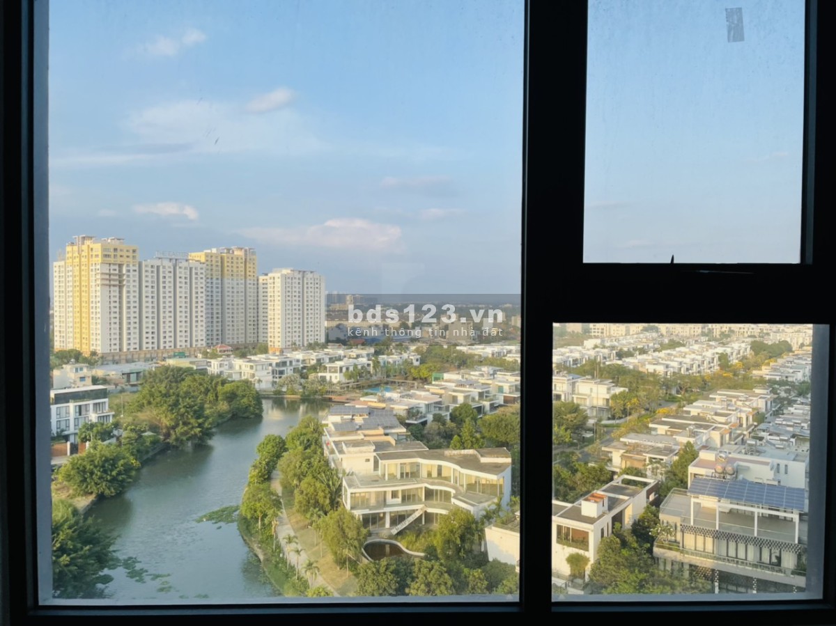 Cho thuê căn hộ Safira Khang Điền 3PN view sông thoáng mát