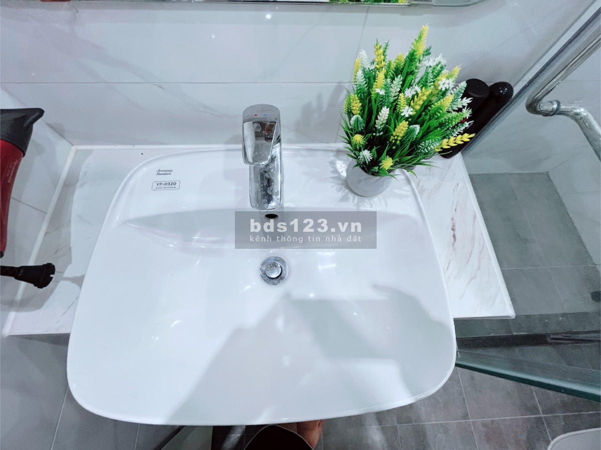 Cần bán Studio cao cấp 31m full đồ đẹp 1.6tỷ BP tòa Nguyệt Quế Vinhomes Smart City