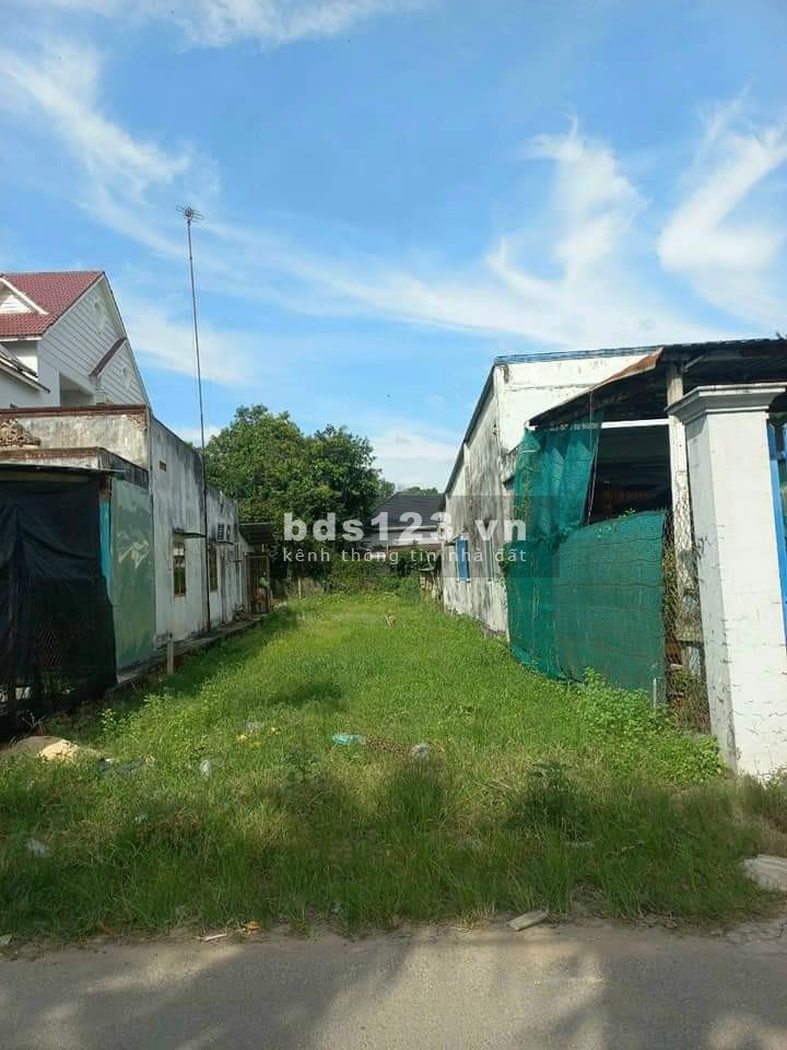 Bán đất 124m2 đất SHR bán gấp 600 triệu đường Bàu Giã, Phước Vĩnh An, Củ Chi.