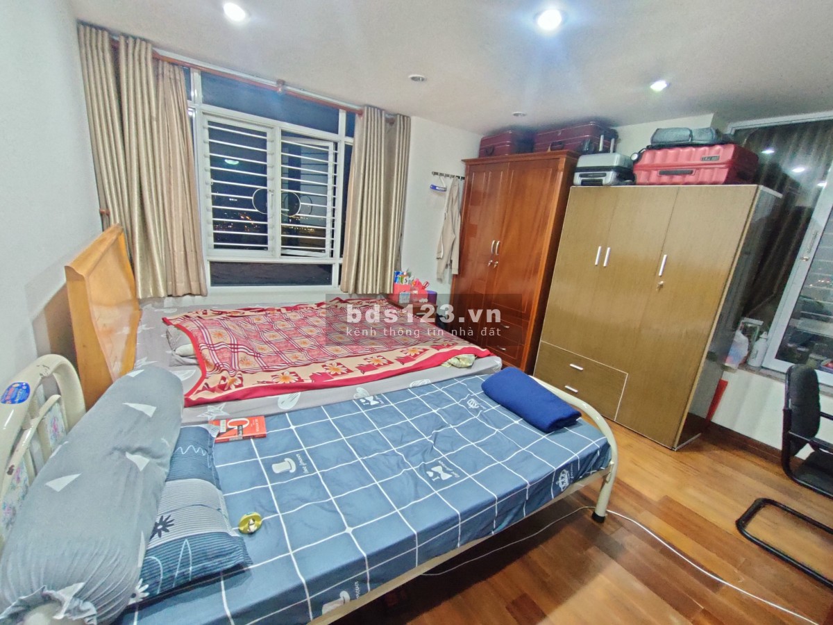 Số 9 Chung cư Phú Hoàng Anh đường Nguyễn Hữu Thọ Phước Kiển nhà bè