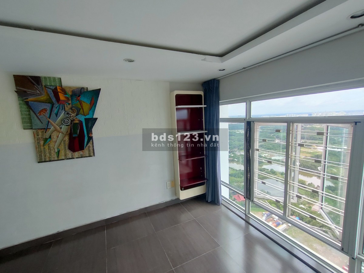 Cho thuê chung cư Phú Hoàng Anh, giá 4.8 triệu, cho nữ thuê