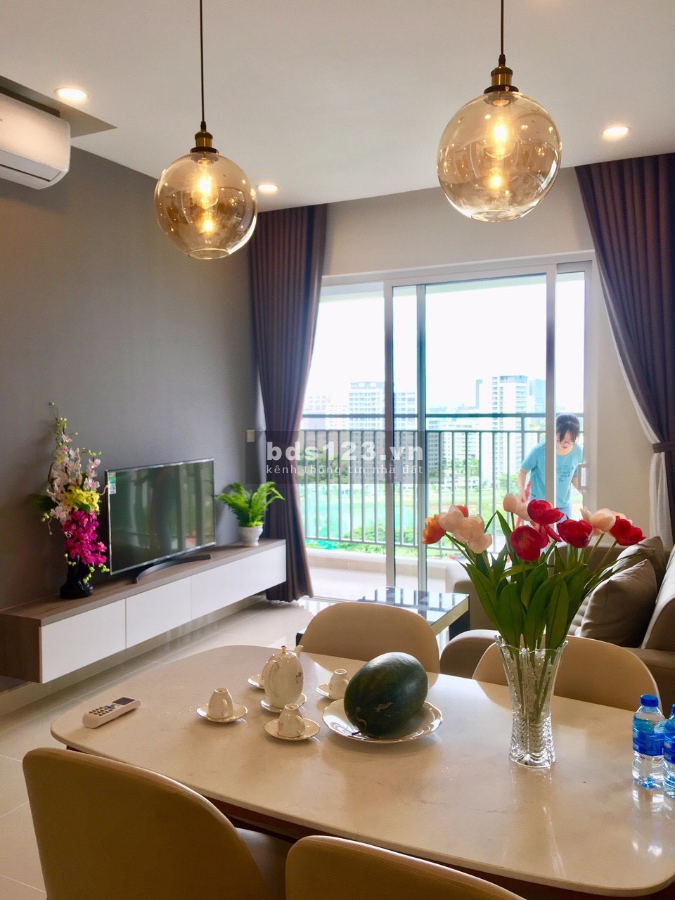 Cho thuê căn hộ chung cư, đầy đủ nội thất, khu vực Nhà Bè, 3 phòng ngủ. Liên hệ: 0983839578.