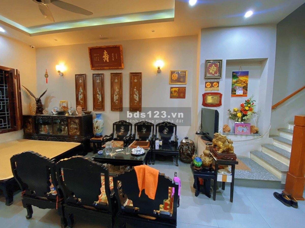 Bán nhà phố Phạm Ngọc Thạch –phân lô 2 mặt ngõ - ô tô dừng đỗ-DT76m2.Giá 15.2tỷ