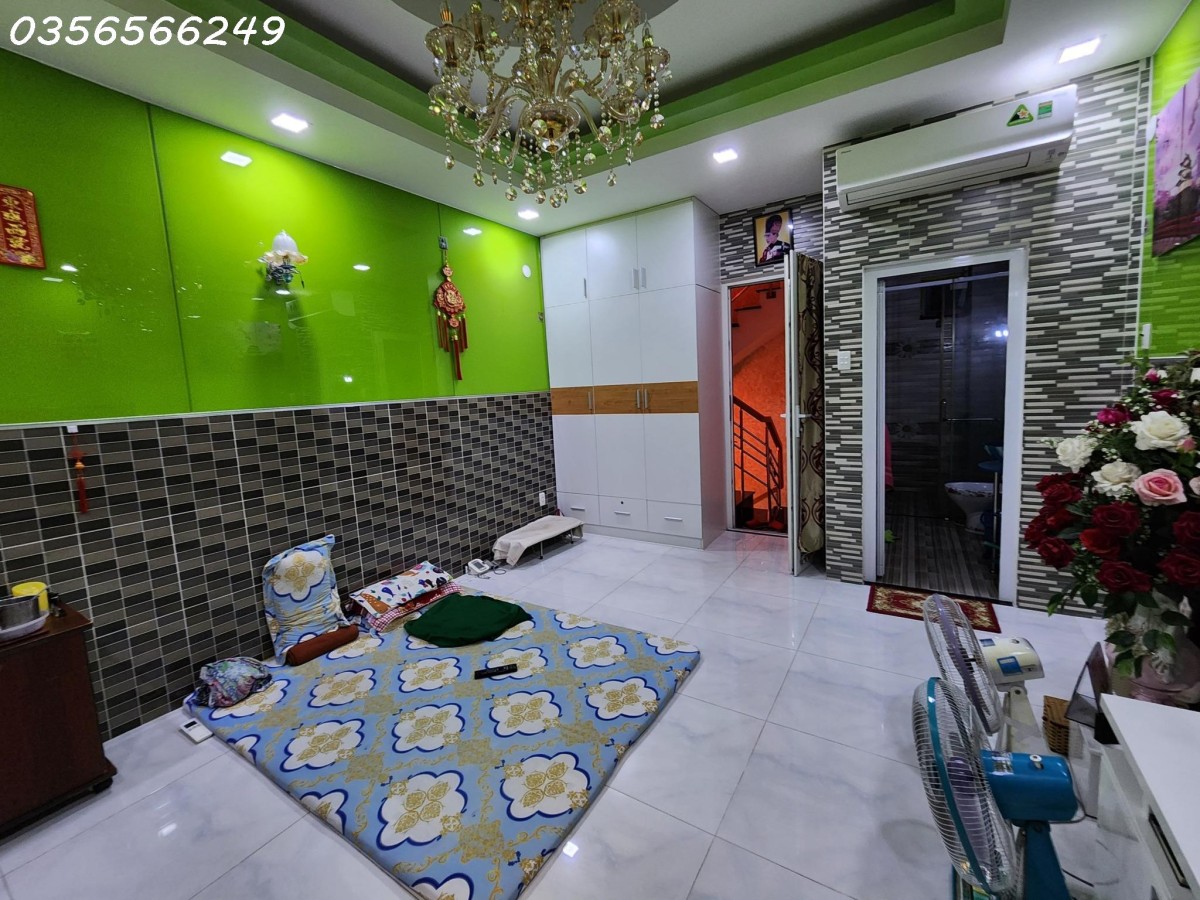 Bán nhà quận 10, đường Nguyễn Duy Dương, 4mx8.5m, 5 tầng, 6 tỷ 6