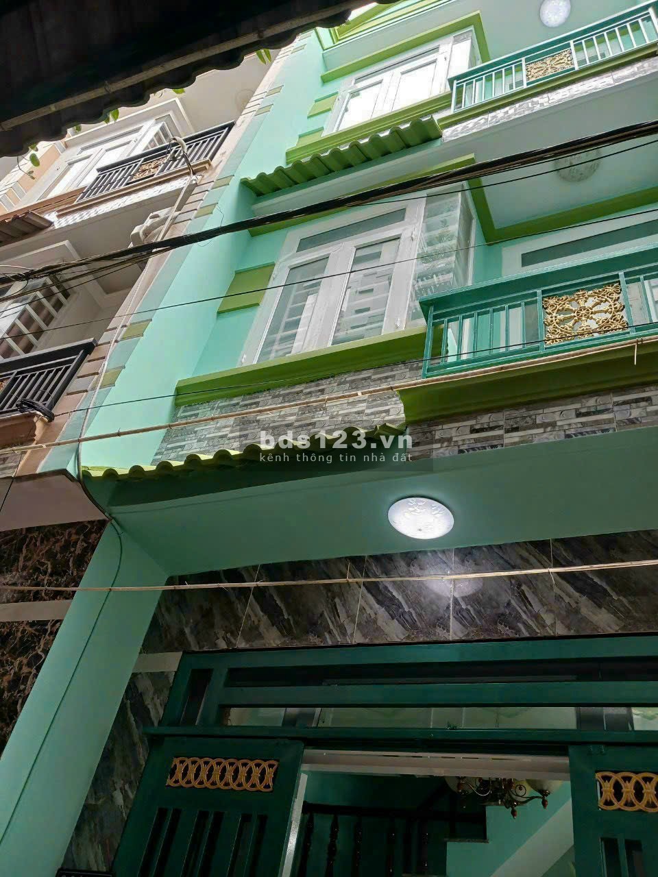 Bán nhà Vi bằng quận 12, 3 PN, nhà vào ở ngay, 26m2, 2 lầu, hẻm 3,5m, giá 1,69 tỷ