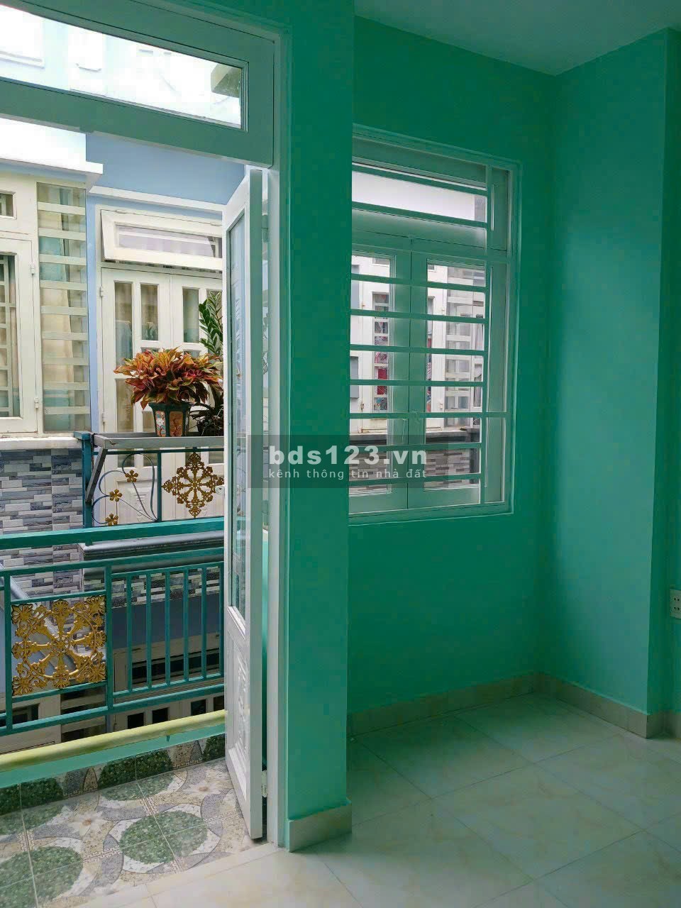Bán nhà Vi bằng quận 12, 3 PN, nhà vào ở ngay, 26m2, 2 lầu, hẻm 3,5m, giá 1,69 tỷ