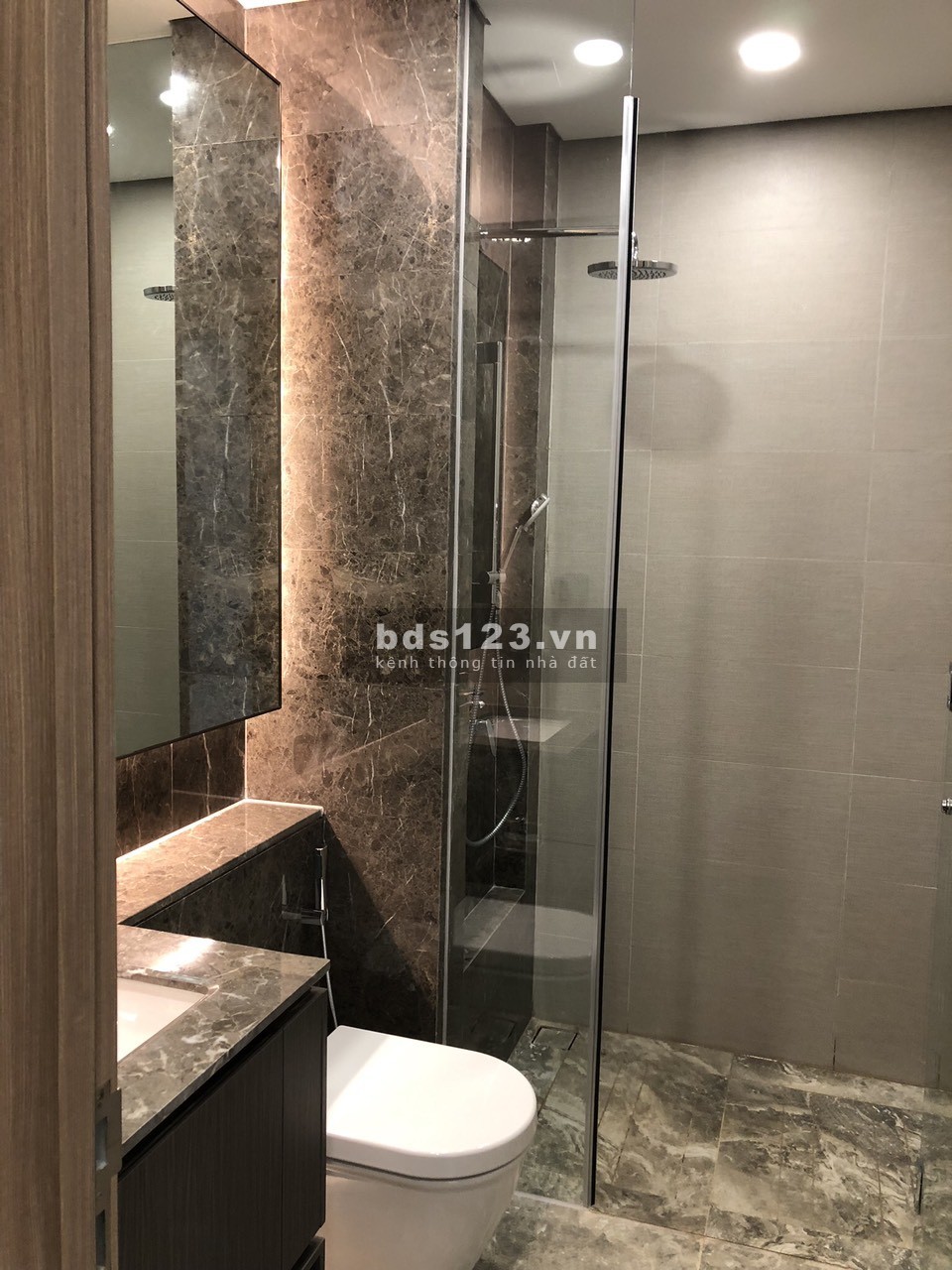 Bán căn hộ 1PN The River view cầu SG, Landmark 81 giá 10 tỷ 5 all in
