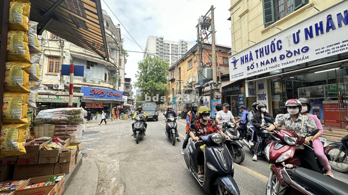 Có 102! Mặt phố Trung tâm quận Đống Đa - lô góc 3 mặt thoáng - mặt tiền khủng 10m, S: 44m2 * 4 Tầng