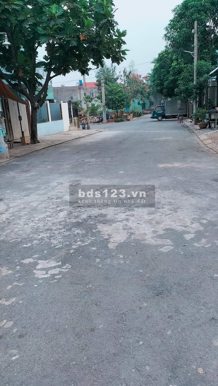 Cần bán gấp thu hồi vốn nhà lầu 90m2/180m sử dụng/3.2 tỷ/bao sang tên/hỗ trợ vay/liền kề Thủ Đức