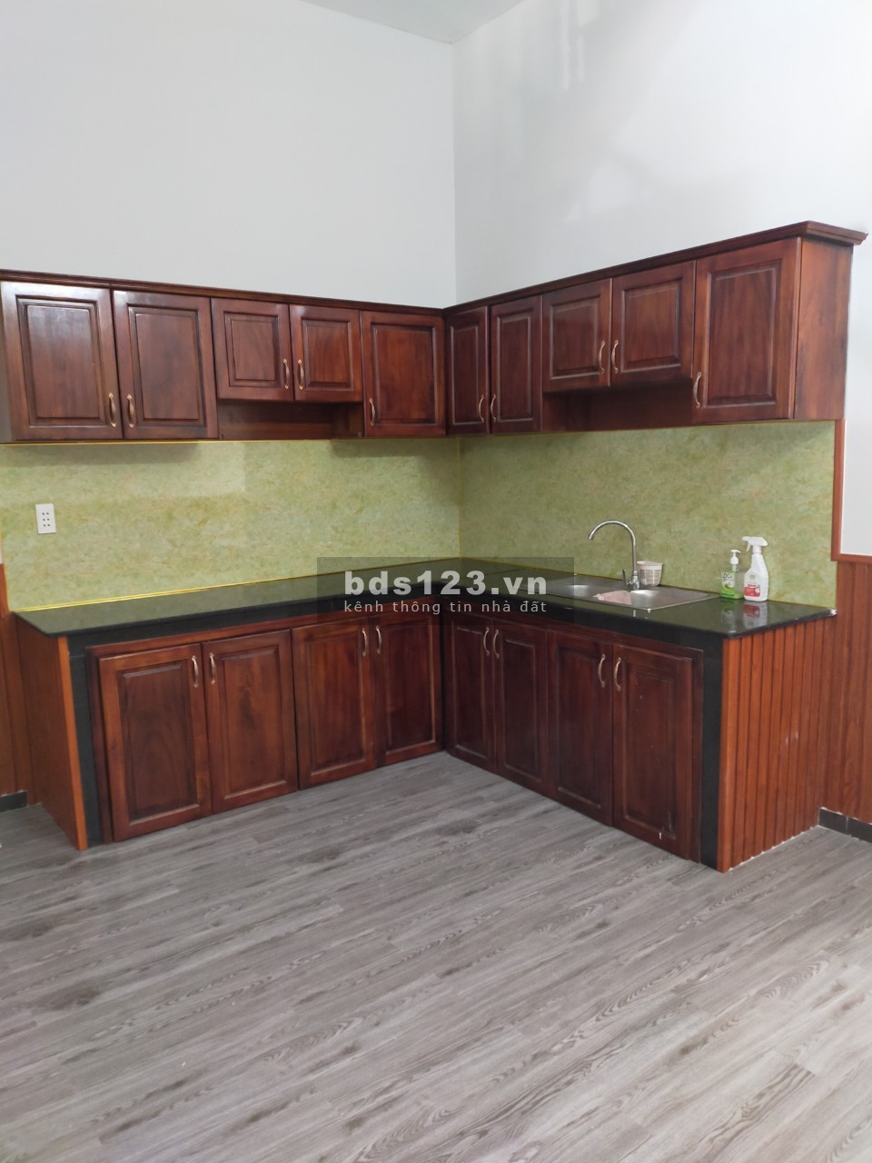 Cần bán gấp thu hồi vốn nhà lầu 90m2/180m sử dụng/3.2 tỷ/bao sang tên/hỗ trợ vay/liền kề Thủ Đức