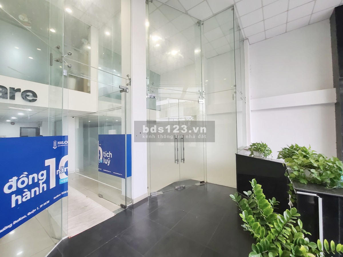 Cho thuê mặt bằng dưới Tòa nhà sàn DT 25m2 tại đường Nguyễn Trung Trực, Quận Bình Thạnh
