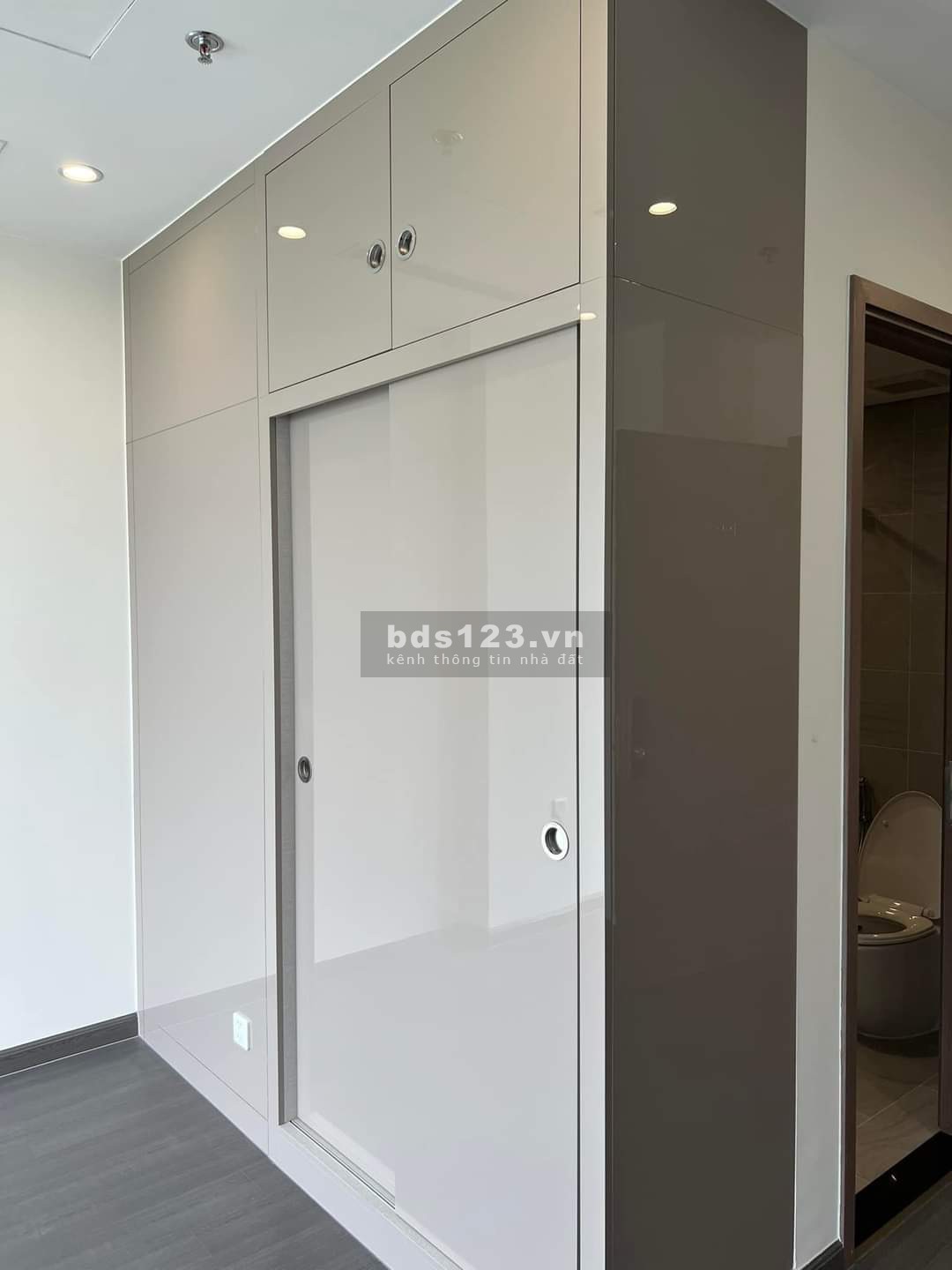 Cắt lỗ căn STUDIO Tonkin1 XX08 Chung cư Vinhomes Tây Mỗ giá chỉ 1 tỷ 550 !!!