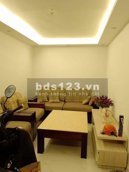 Bán nhà Khâm Thiên, Đống Đa, 30M2*5 tầng giá chào 2 tỷ