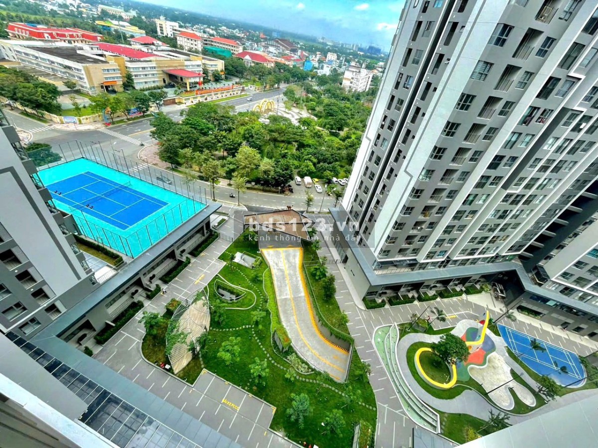 Siêu phẩm căn hộ 113M2 nằm trong trung tâm hành chính Bình Chánh đối diện 5 mặt tiền full nội thất