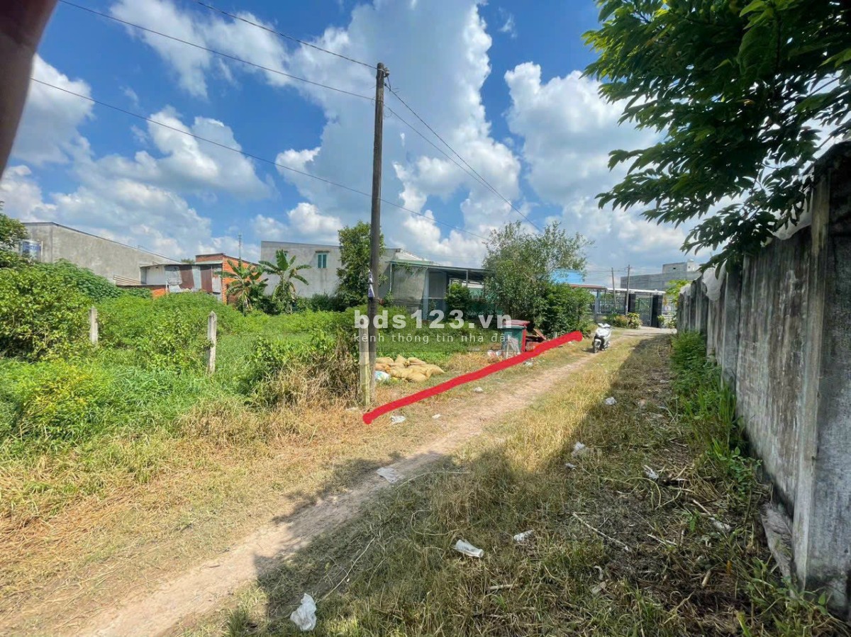 Bán đất hàng ngộp, 2 lô tại đường Sông Lu Hòa Phú, DT 112m2, thổ cư 100%, giá 9.8tr/m2