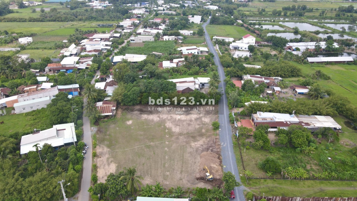 Bán 2 lô đất liền kề gần 300m² full thổ cư MT Phạm Thị Chanh ,Phước Hiệp Củ Chi