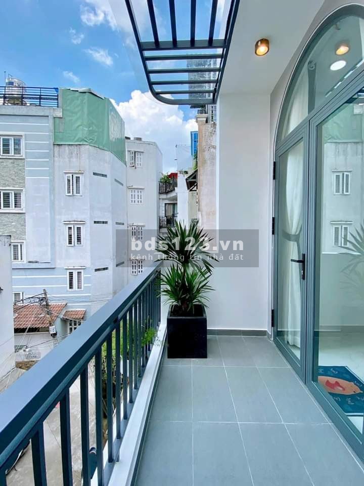 Bán nhà HXH, mới xây, đẹp tuyệt vời, 4PN 3WC 180M2, phường 7, Bình Thạnh, tặng full NT, nhỉnh 6 tỷ
