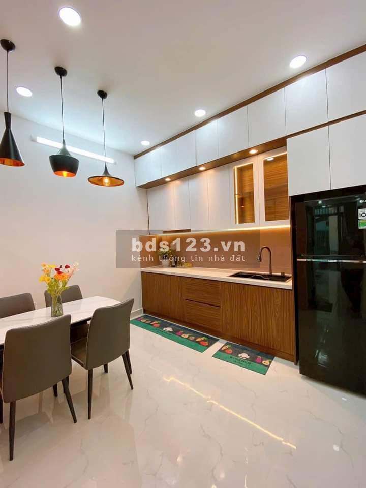 Bán nhà HXH, mới xây, đẹp tuyệt vời, 4PN 3WC 180M2, phường 7, Bình Thạnh, tặng full NT, nhỉnh 6 tỷ
