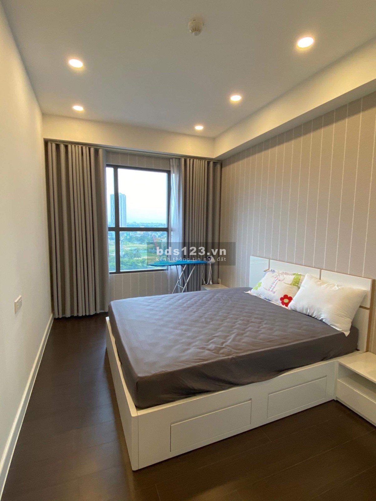 Bán gấp căn hộ 3PN The Sun Avenue giá tốt nhà đẹp 80m²