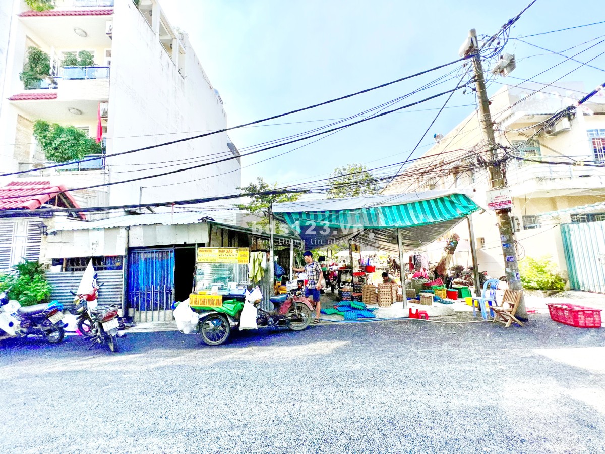 Bán lô đất Quận 7, DT 10x22m ngay góc 2 mặt tiền 903 Hoàng Trọng Mậu giá 27.5 tỷ