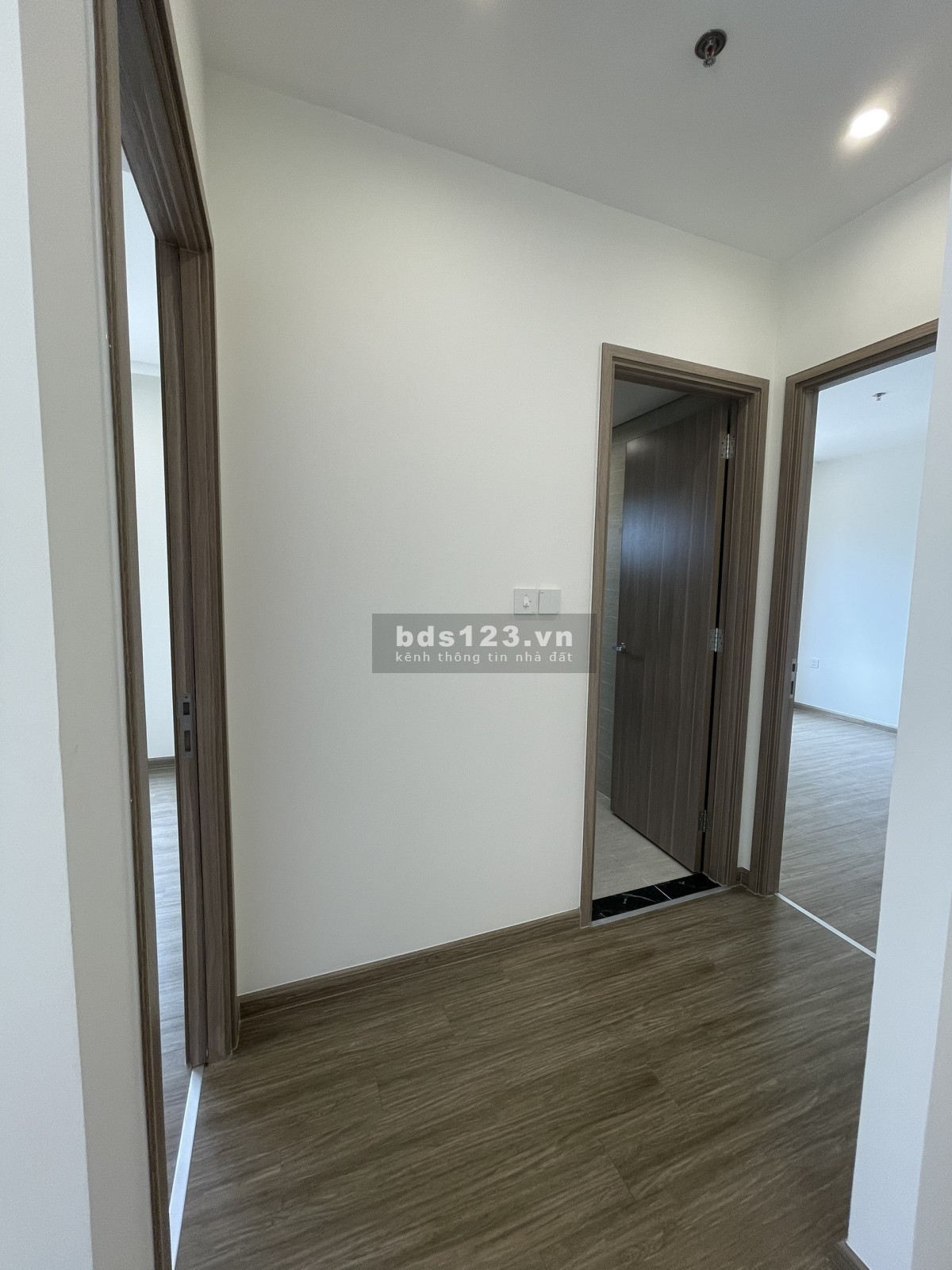Cho thuê căn góc 3 pn, 88m2, đầy đủ điều hòa, 11 tr tại Vinhomes Smart City, Tây Mỗ, Nam Từ Liêm