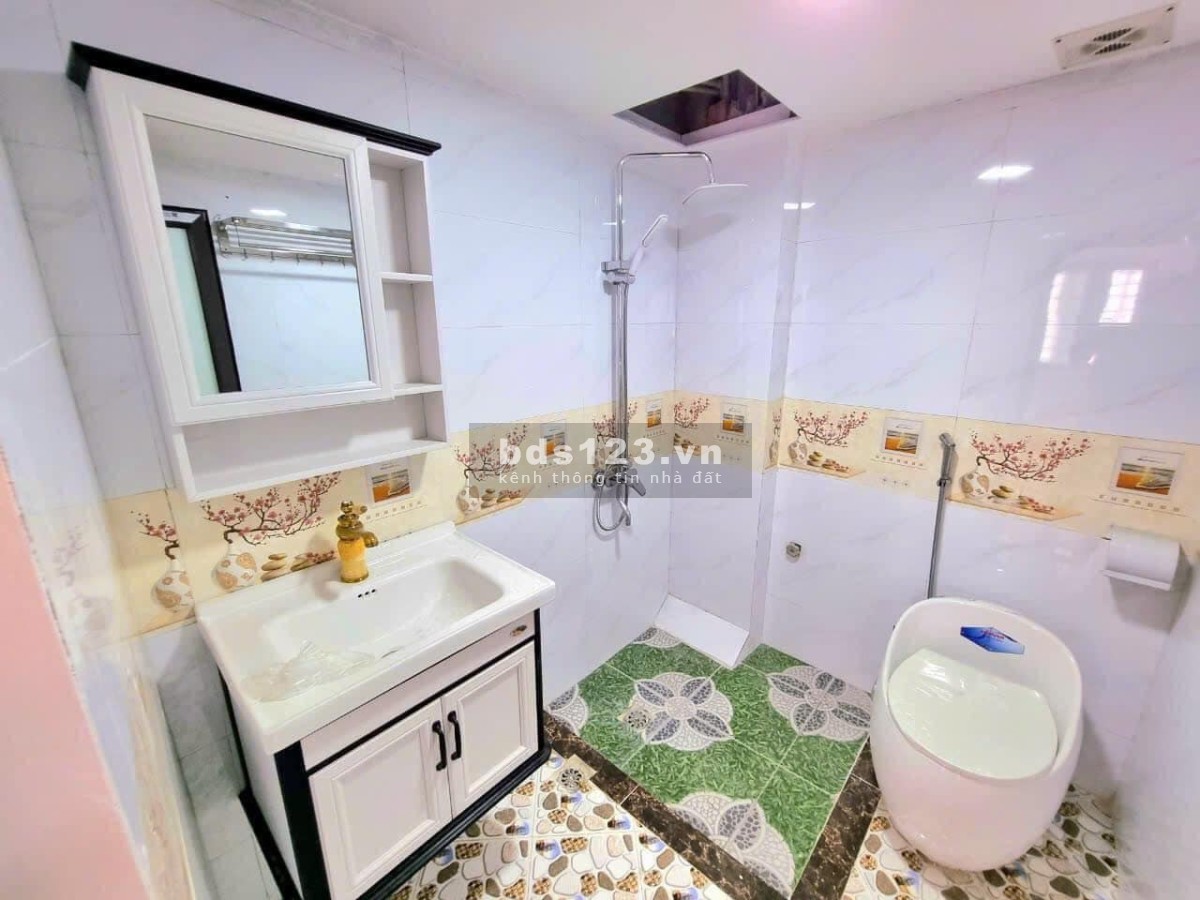 Bán nhà Nam Từ Liêm ô tô đỗ cửa, vào nhà, ngõ rộng 35m2 4,2 tỷ