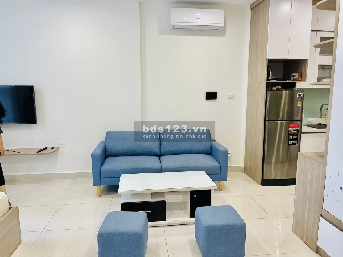 Em bán studio căn hộ loại to, gIá chỉ 1.395, full đồ, Vinhomes Smart City