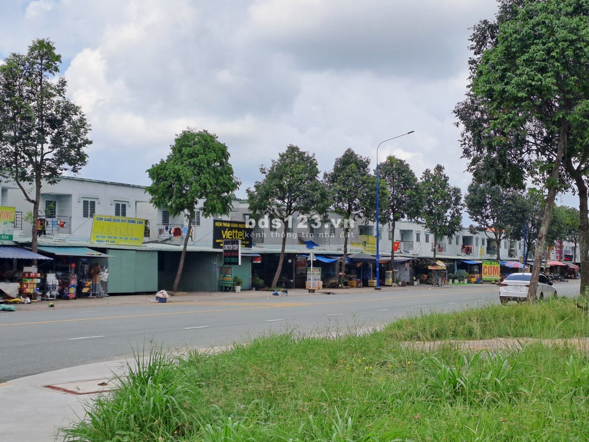 Cần bán gấp lô đất ngay trung tâm Khu công nghiệp Bàu Bàng, giá cực rẻ