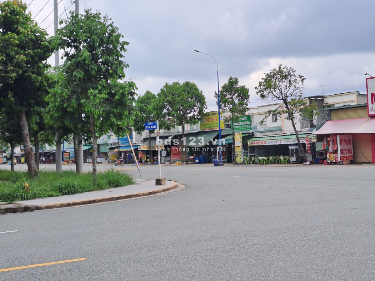 Cần bán gấp lô đất ngay trung tâm Khu công nghiệp Bàu Bàng, giá cực rẻ