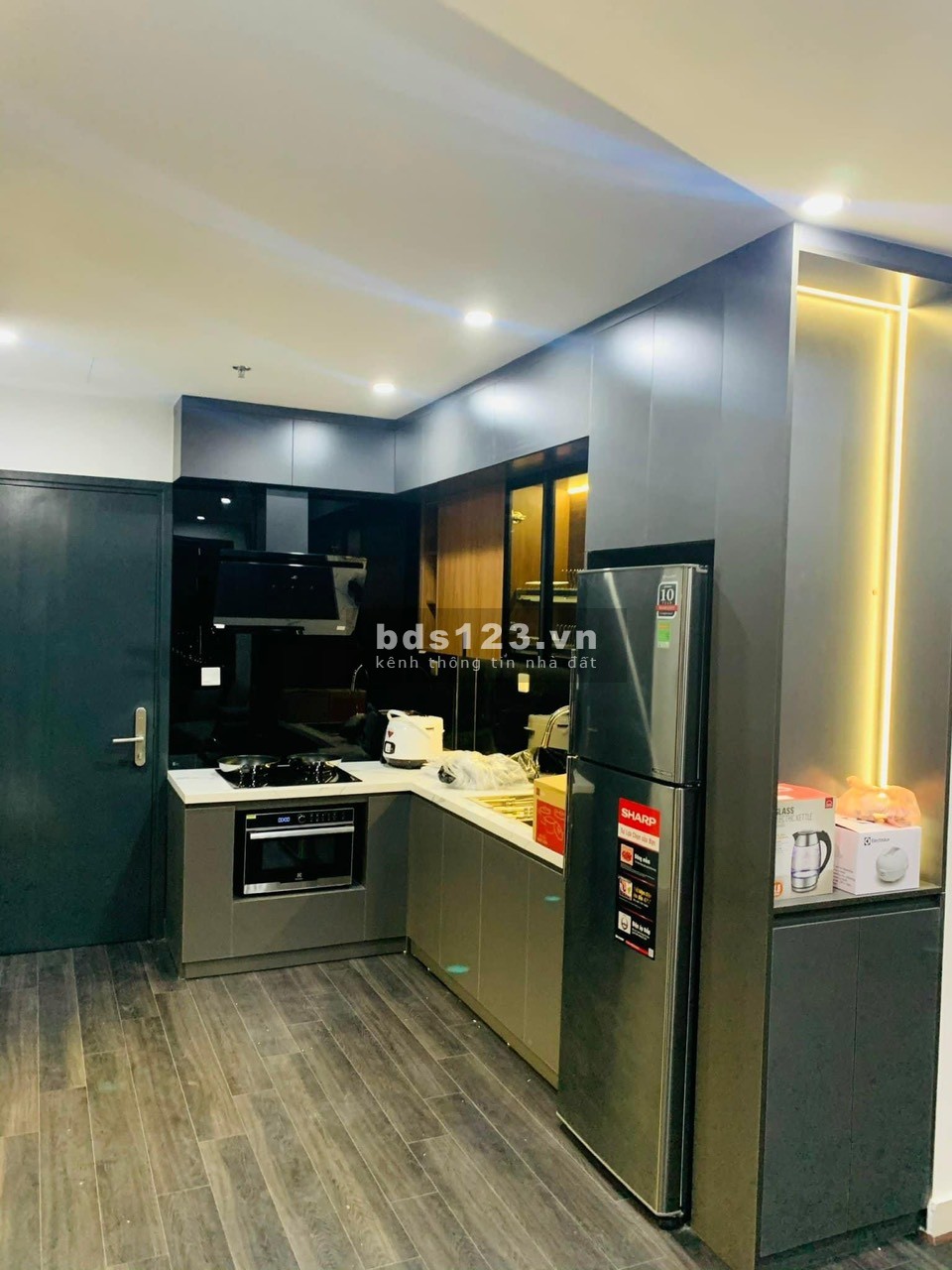 Còn 1 căn hộ duy nhất 1PN+1 ( Full nội thất ) giá bán rẻ chỉ 1,3 tỷ tại VHOP LH 0974878790